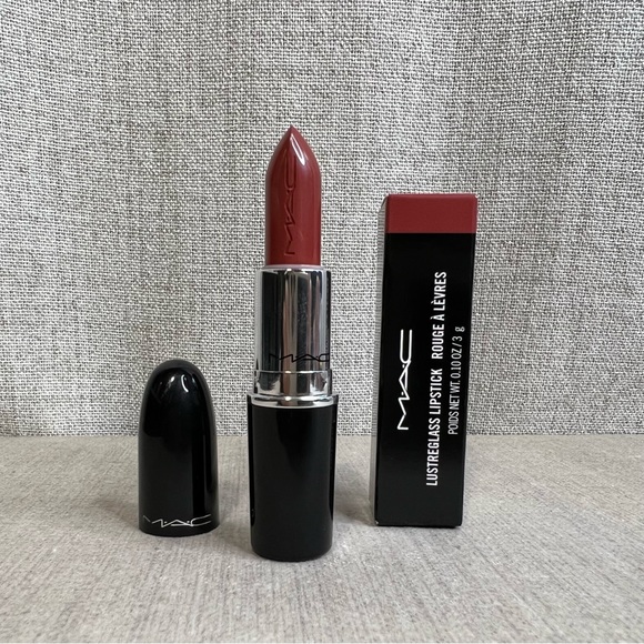 🎁2 for $30🎁 MAC Lustreglass Sheer-Shine Lipstick - Picture 4 of 8
